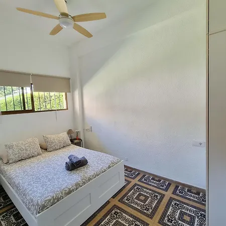 Apartamento Tinoko In La Carihuela *