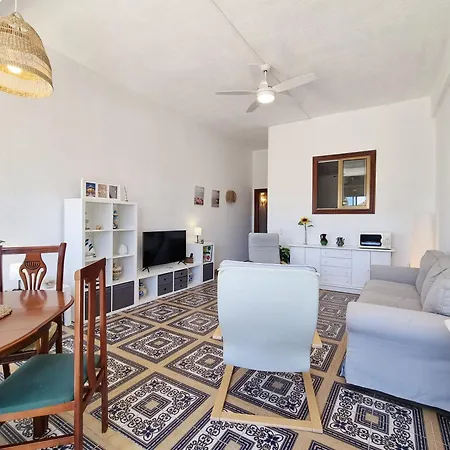 Apartment Tinoko In La Carihuela